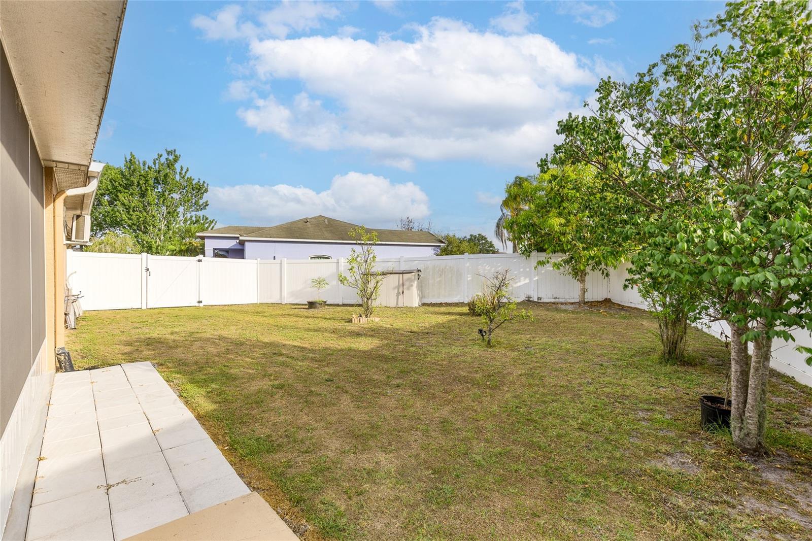 Image 27 of 39 For 5113 Sage Way