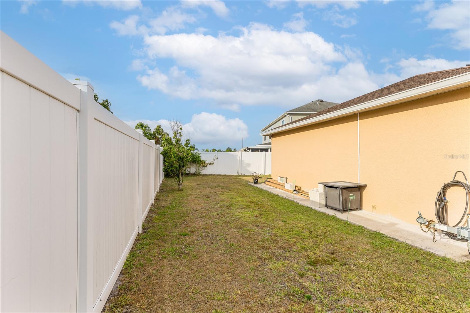Image 28 of 39 For 5113 Sage Way