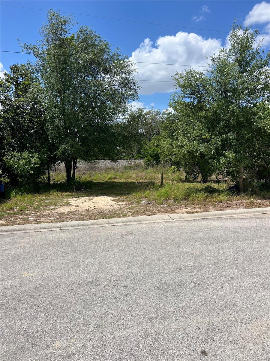 Image 8 of 11 For 131 Bonita Parkway