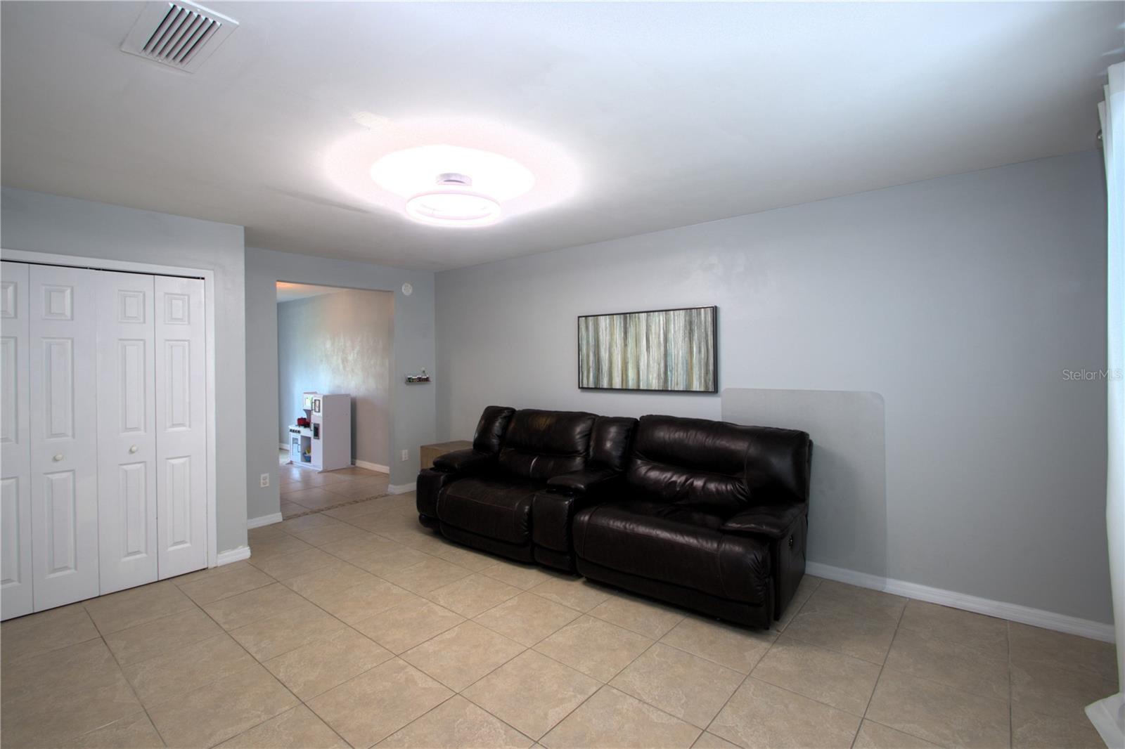 Image 13 of 23 For 613 Casa Park Court B Court N B