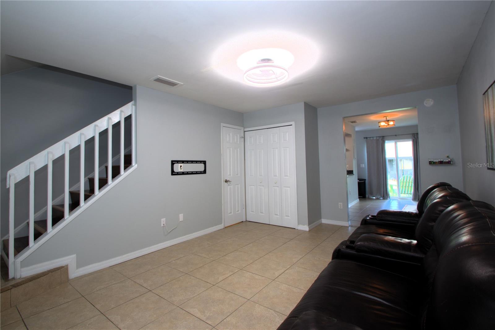 Image 4 of 23 For 613 Casa Park Court B Court N B