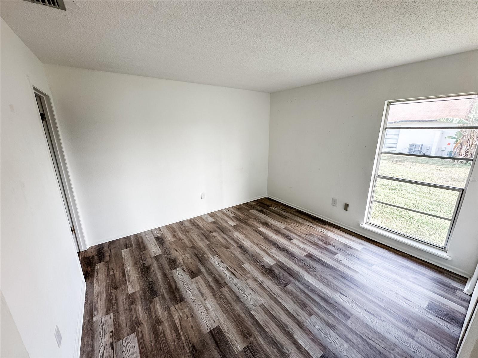 Image 13 of 22 For 5390 29th Place B