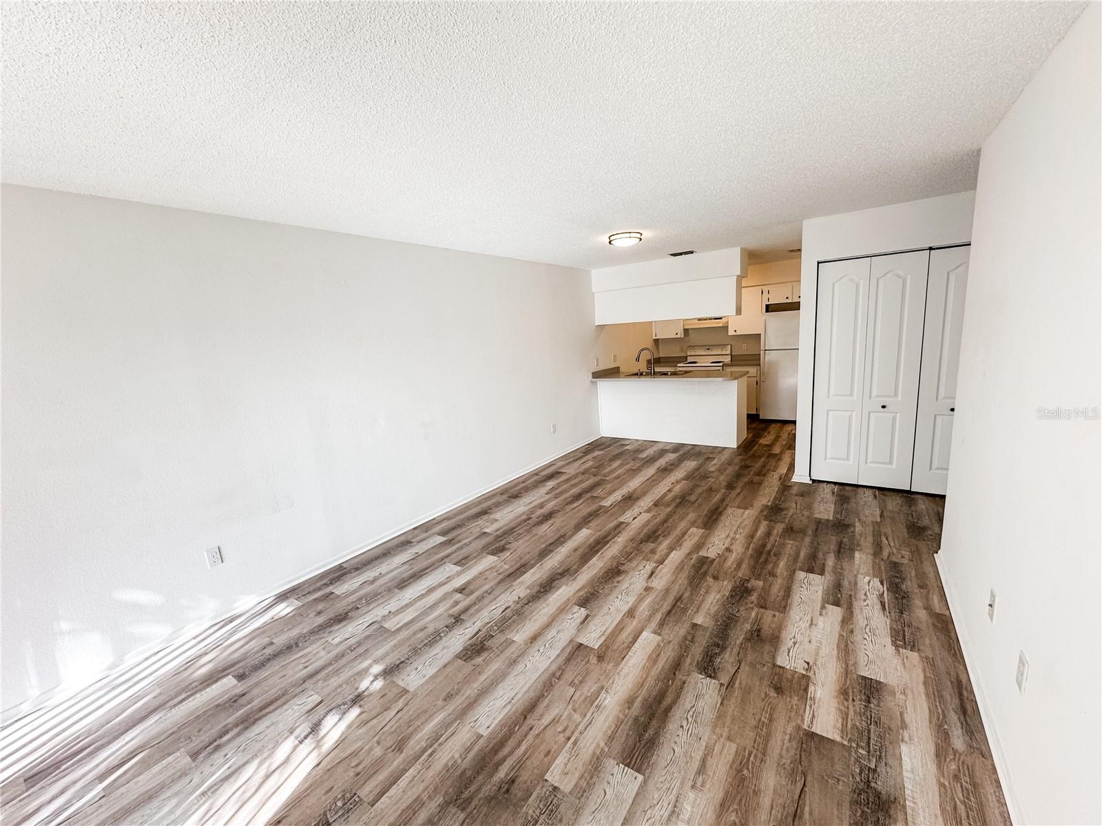 Image 4 of 22 For 5390 29th Place B
