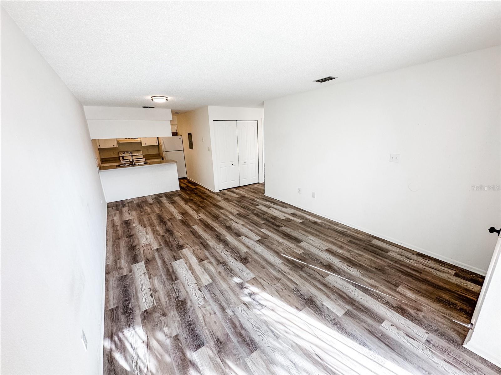 Image 7 of 22 For 5390 29th Place B