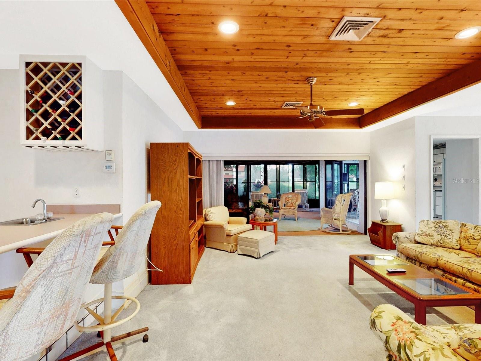 Image 8 of 42 For 9 Abbey Court