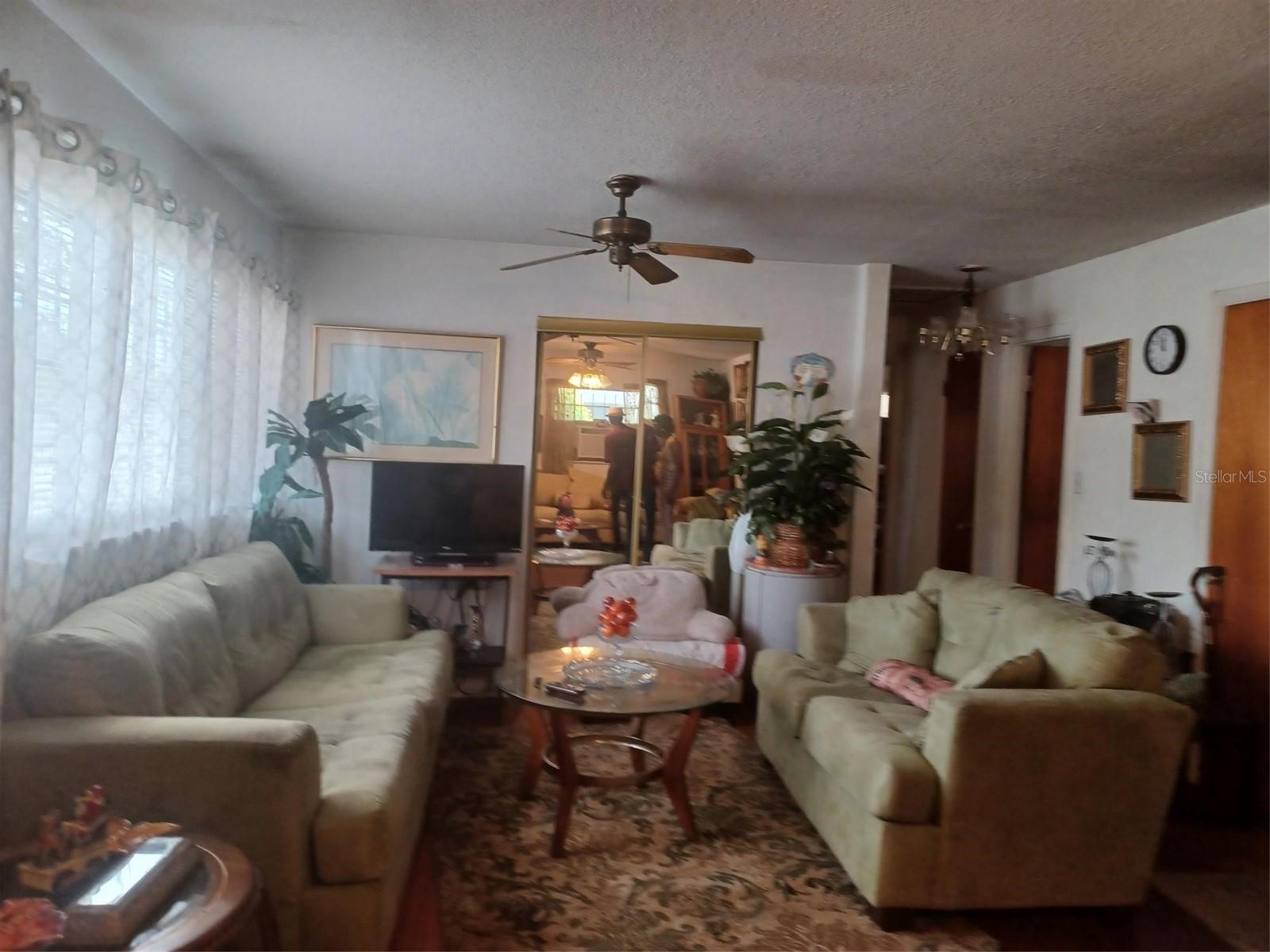 Image 2 of 7 For 442 Fanfair Avenue