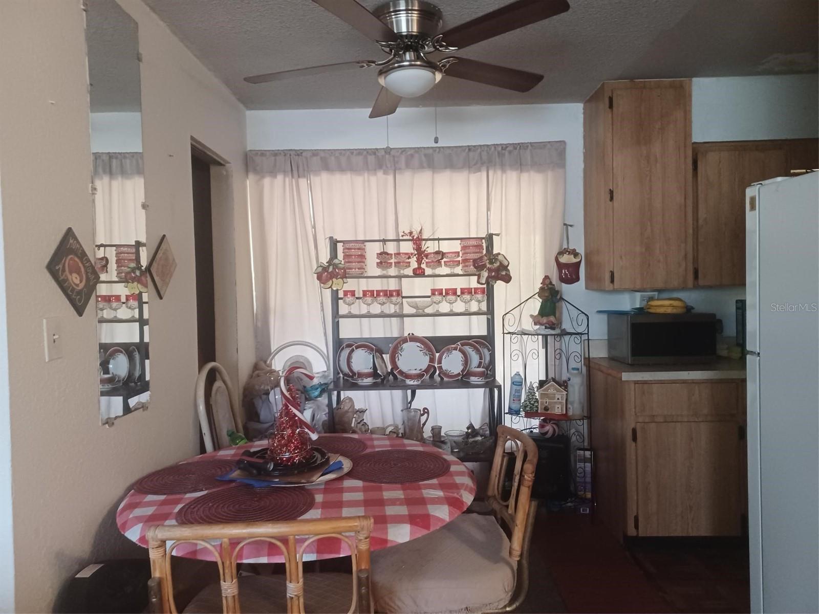 Image 3 of 7 For 442 Fanfair Avenue