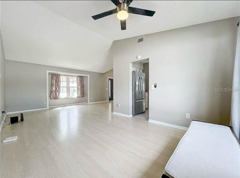 Image 5 of 57 For 1668 Spicewood Lane