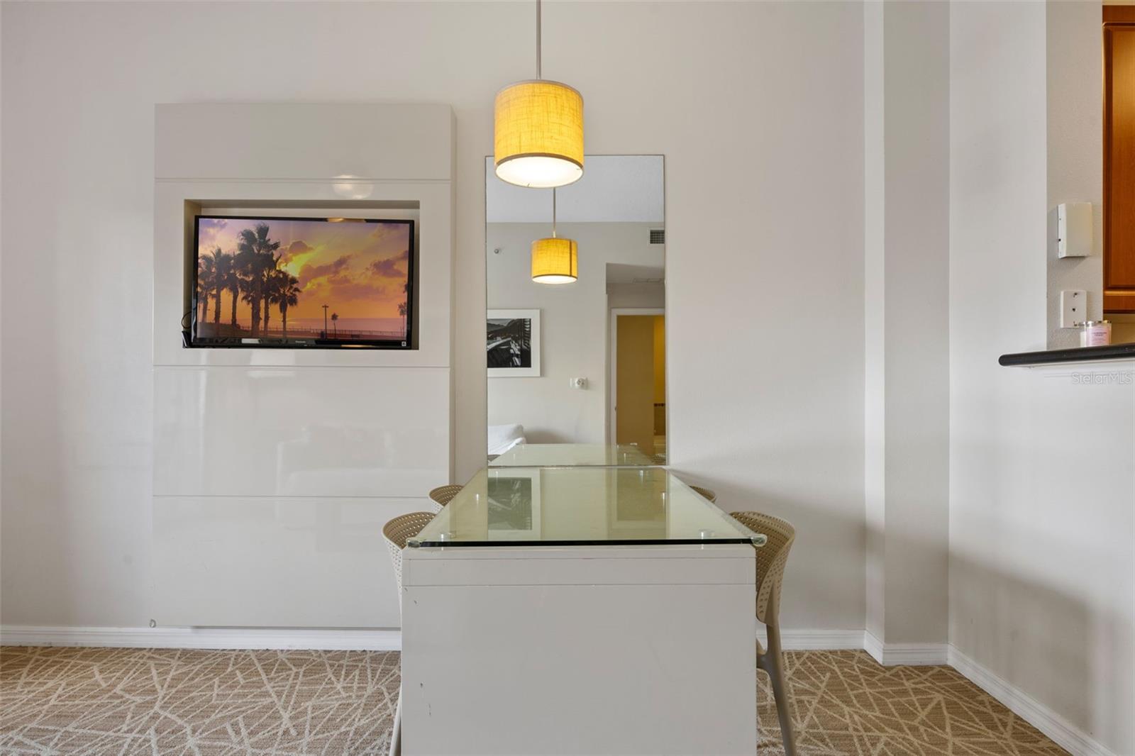 Image 13 of 43 For 7395 Universal Boulevard 203
