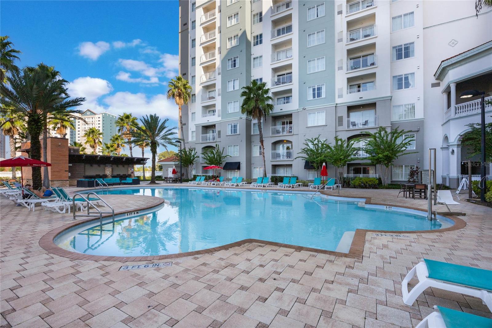 Image 37 of 43 For 7395 Universal Boulevard 203