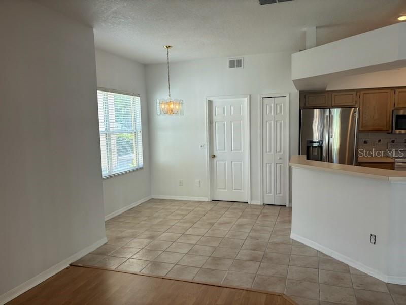 Image 9 of 56 For 508 Royal Tree Lane