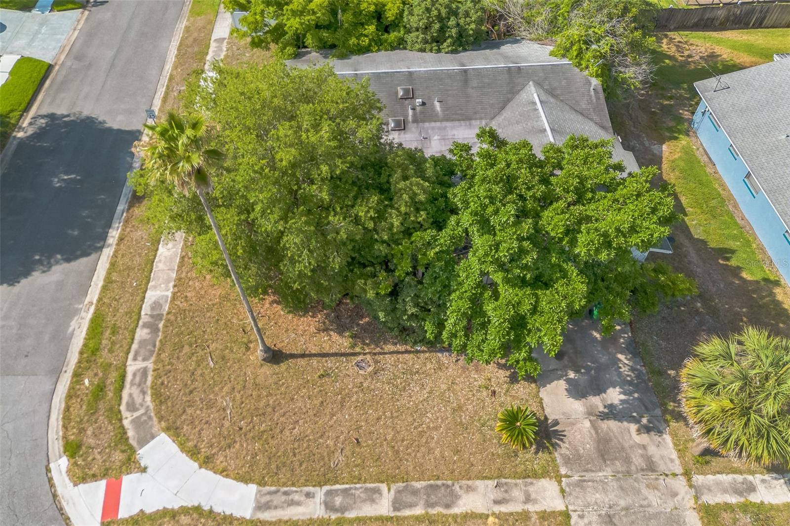 Image 15 of 16 For 4065 Eola Avenue