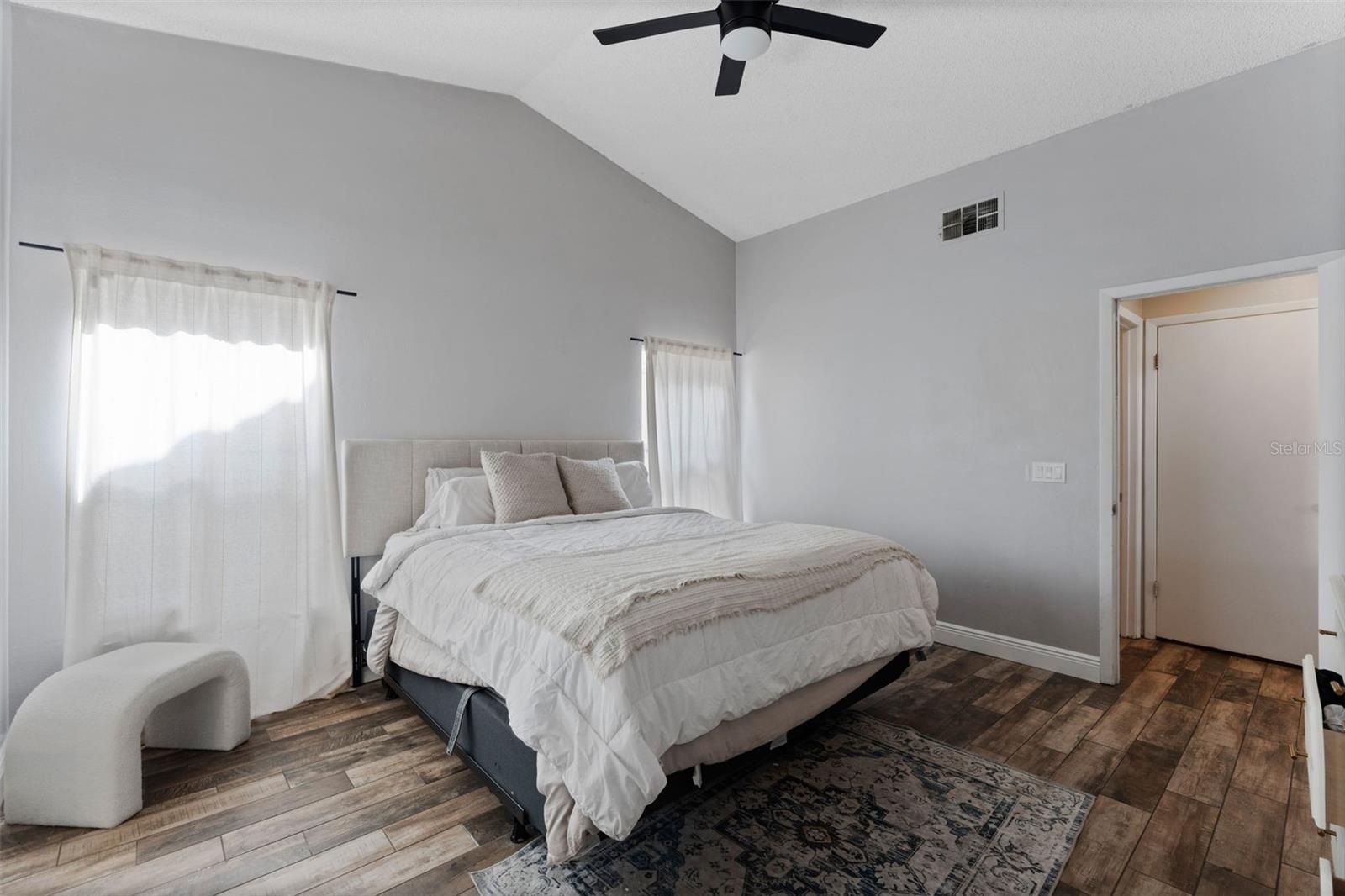 Image 14 of 32 For 2239 Meadowmouse Street