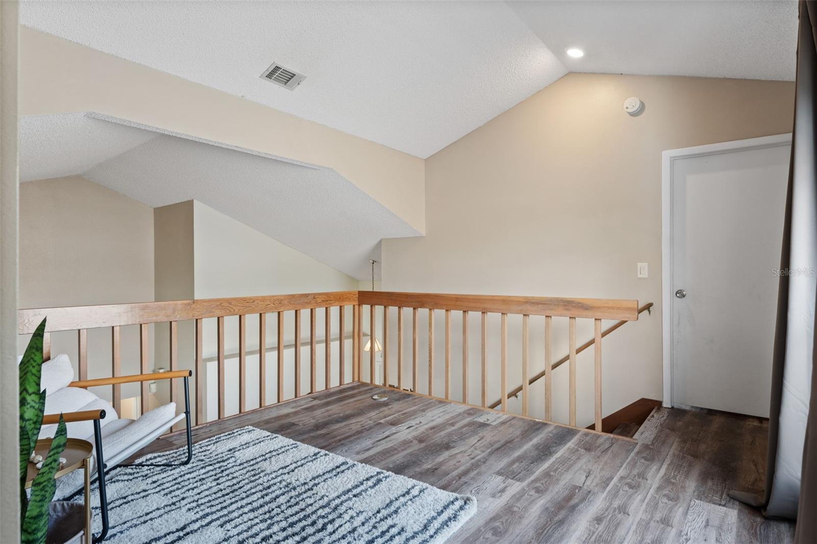 Image 19 of 32 For 2239 Meadowmouse Street