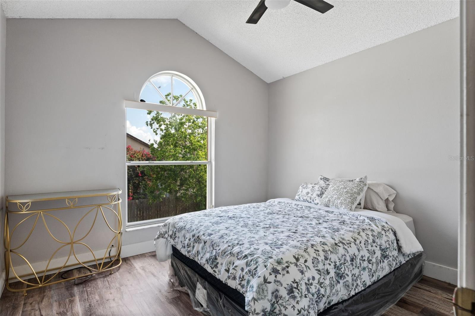 Image 22 of 32 For 2239 Meadowmouse Street