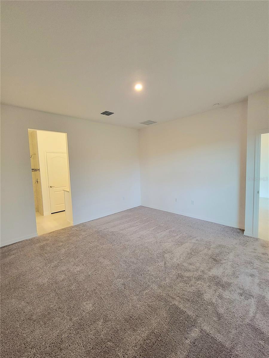 Image 28 of 82 For 3984 Sagefield Drive