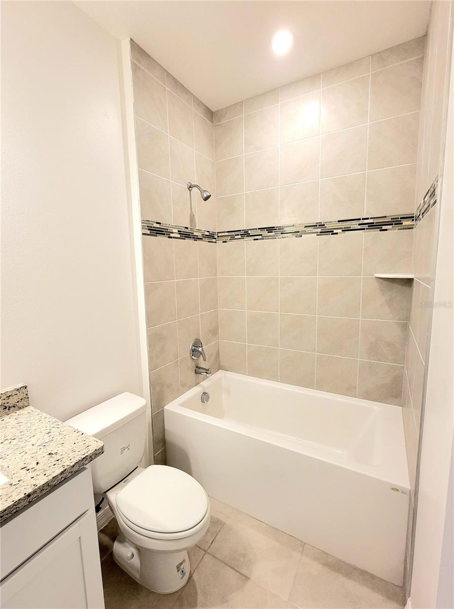 Image 42 of 82 For 3984 Sagefield Drive