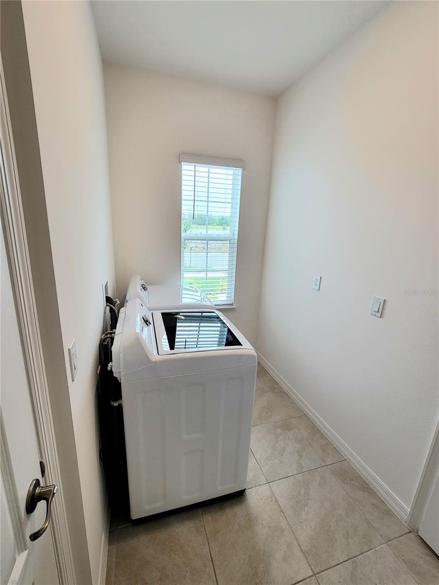 Image 56 of 82 For 3984 Sagefield Drive