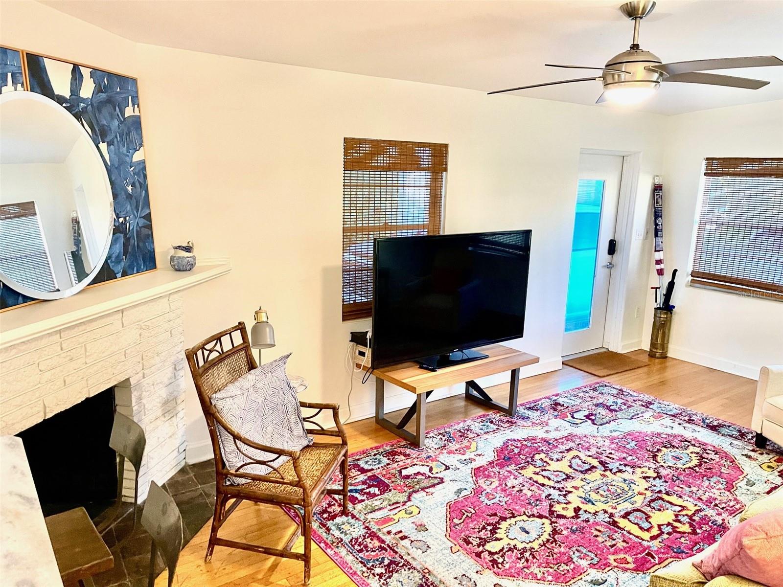 Image 2 of 15 For 2176 Crandon Avenue