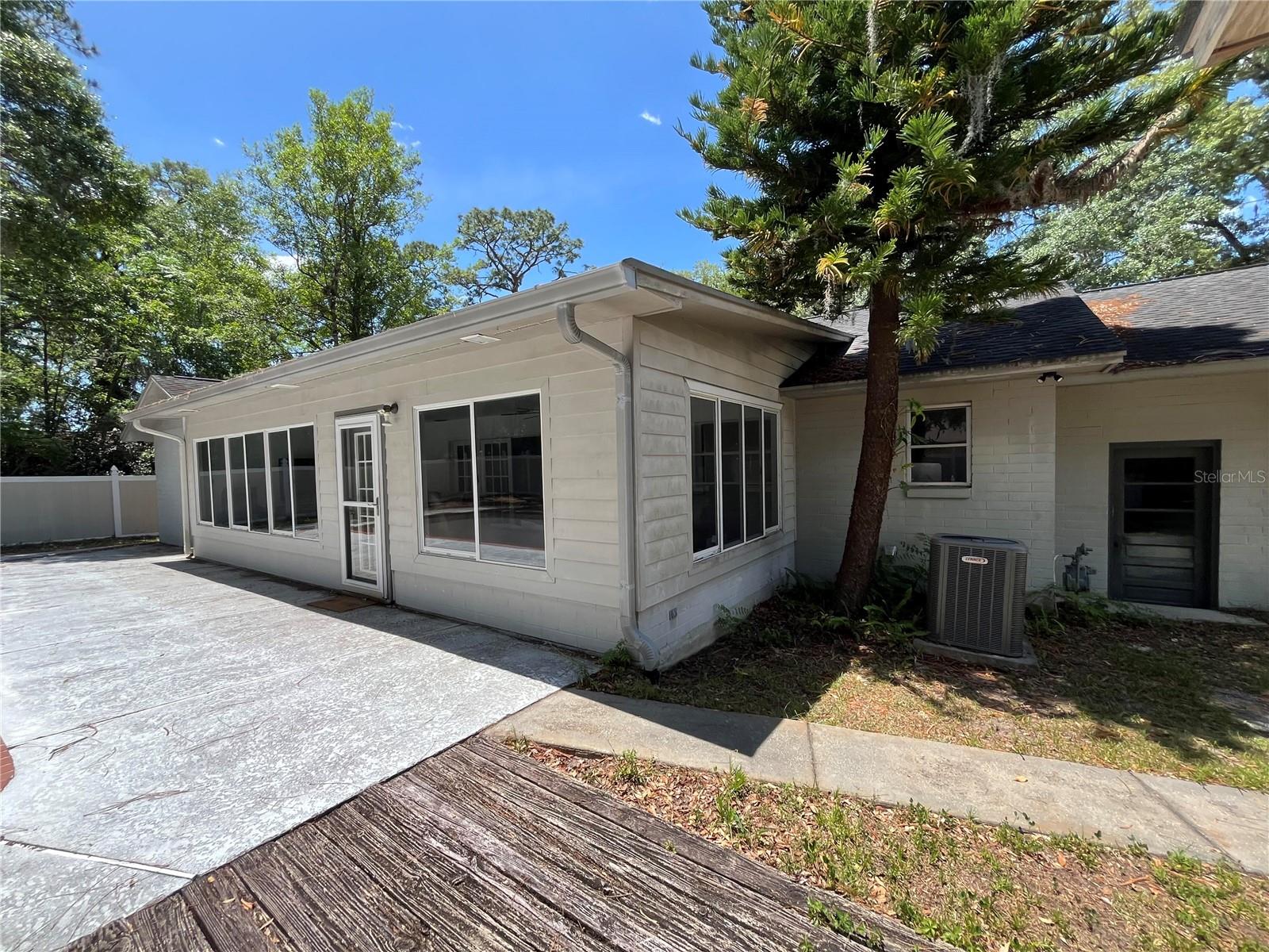 Image 16 of 98 For 1329 36th Avenue