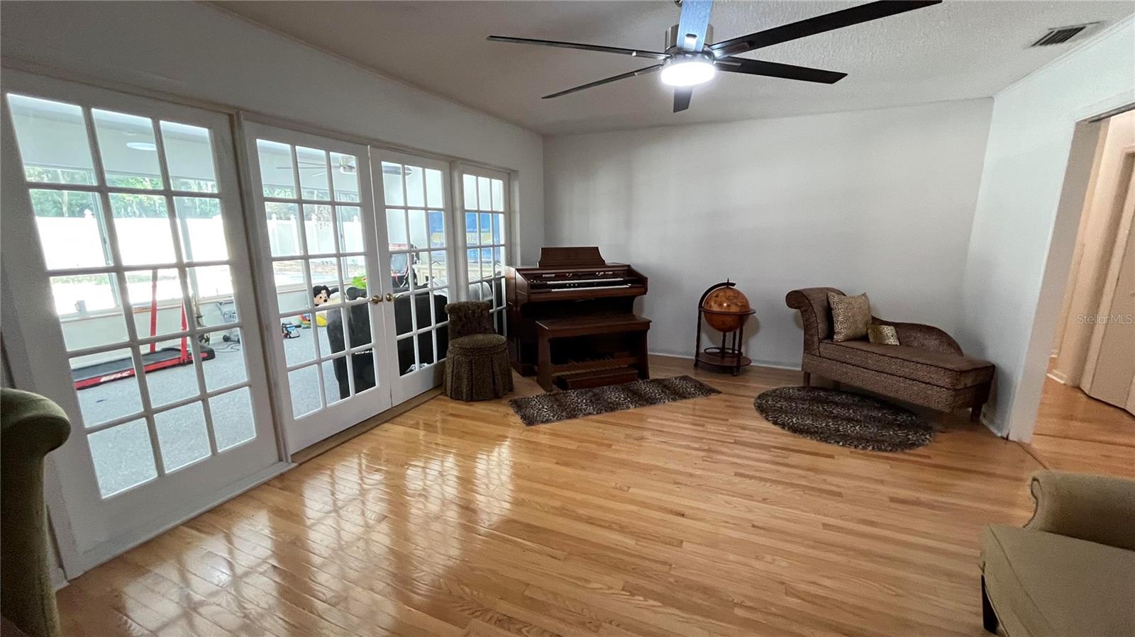 Image 39 of 98 For 1329 36th Avenue