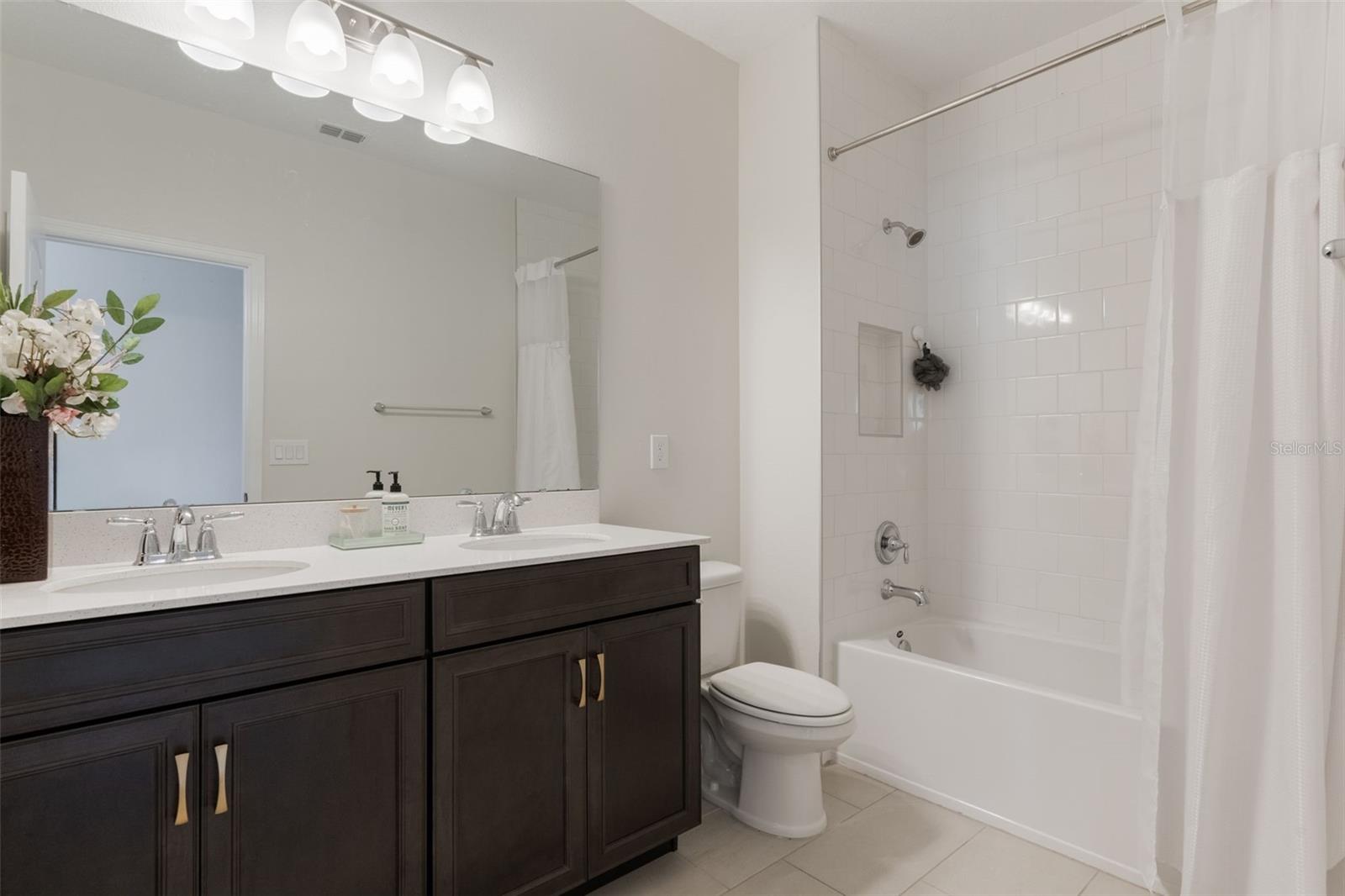 Image 16 of 18 For 13748 Werrington Drive