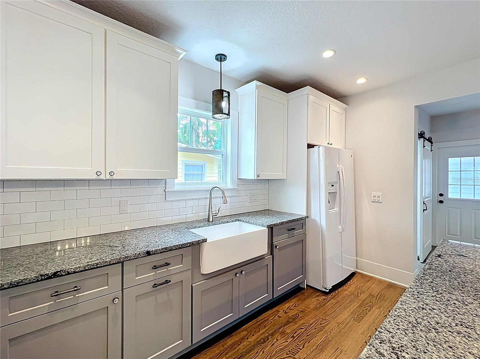 Image 12 of 49 For 2522 Elizabeth Avenue