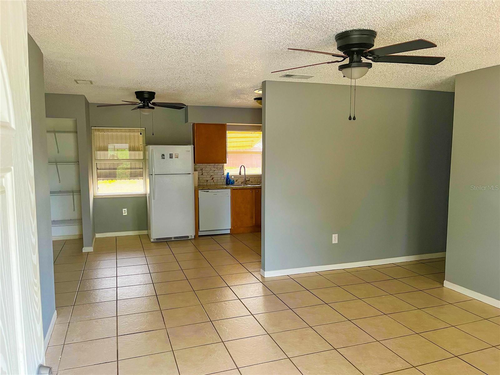 Image 4 of 16 For 606 Central Avenue