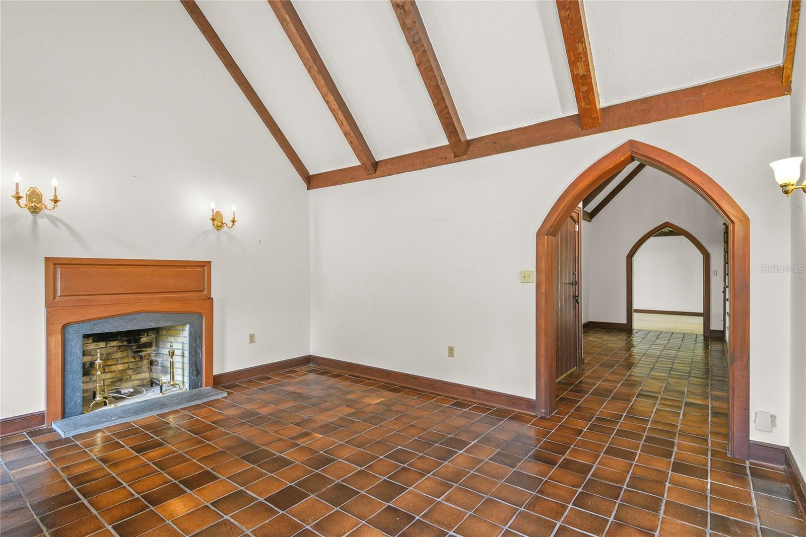 Image 13 of 62 For 1742 Barcelona Way