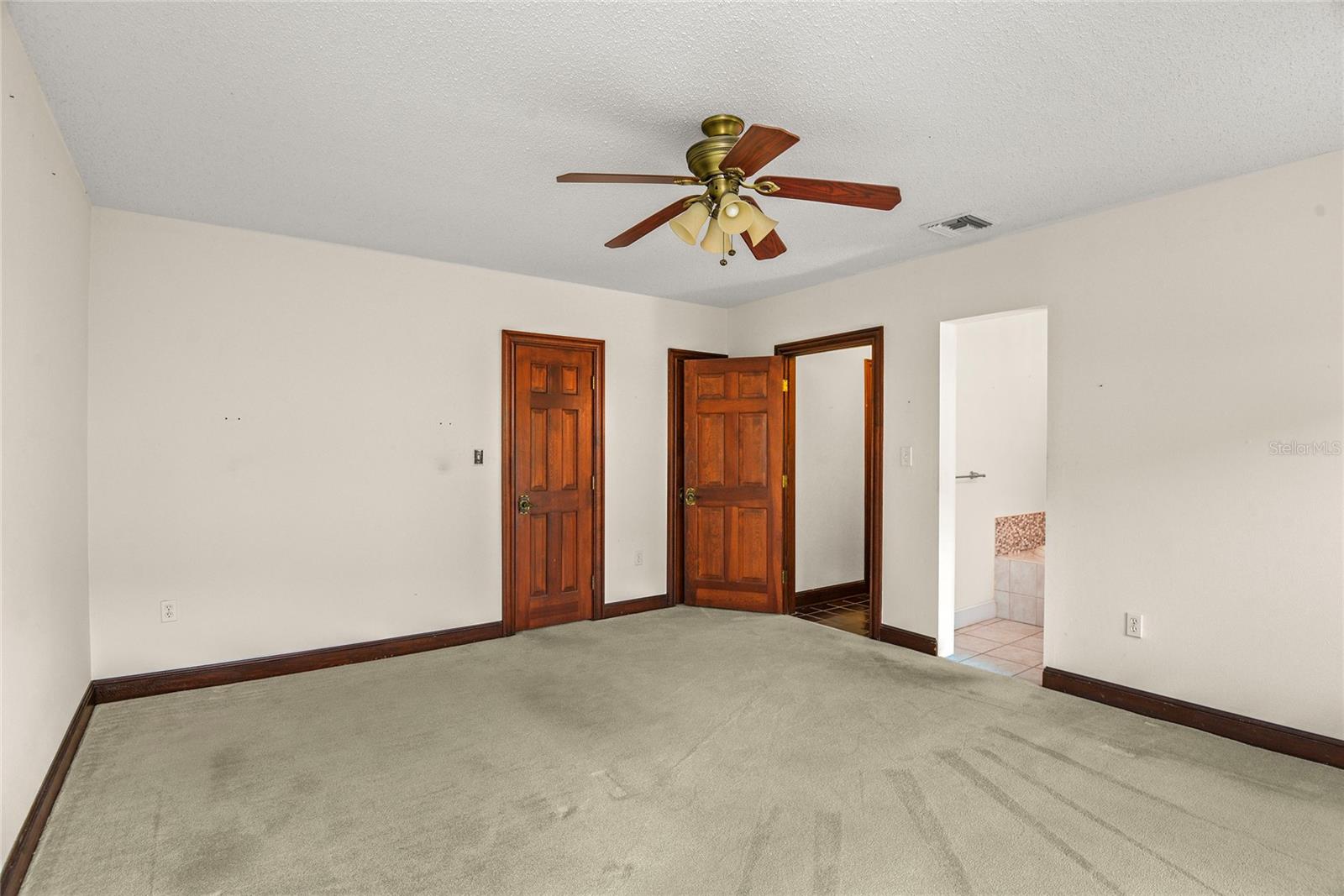 Image 25 of 62 For 1742 Barcelona Way