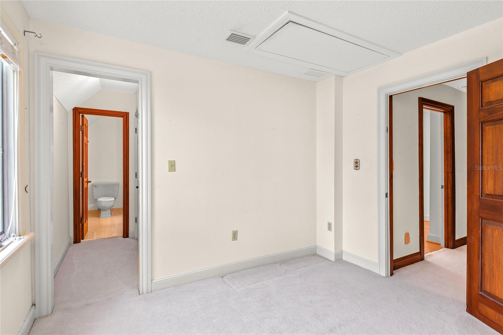 Image 35 of 62 For 1742 Barcelona Way