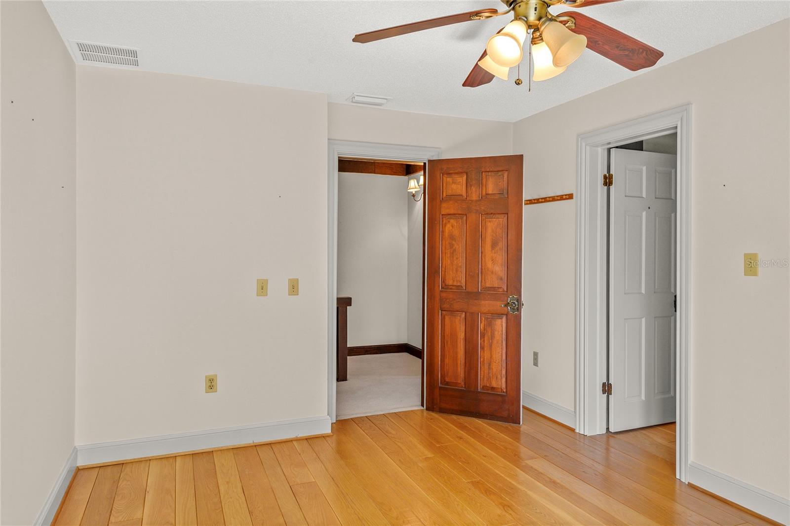Image 38 of 62 For 1742 Barcelona Way