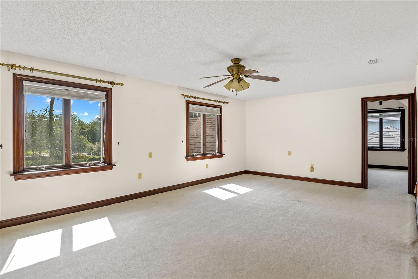 Image 39 of 62 For 1742 Barcelona Way