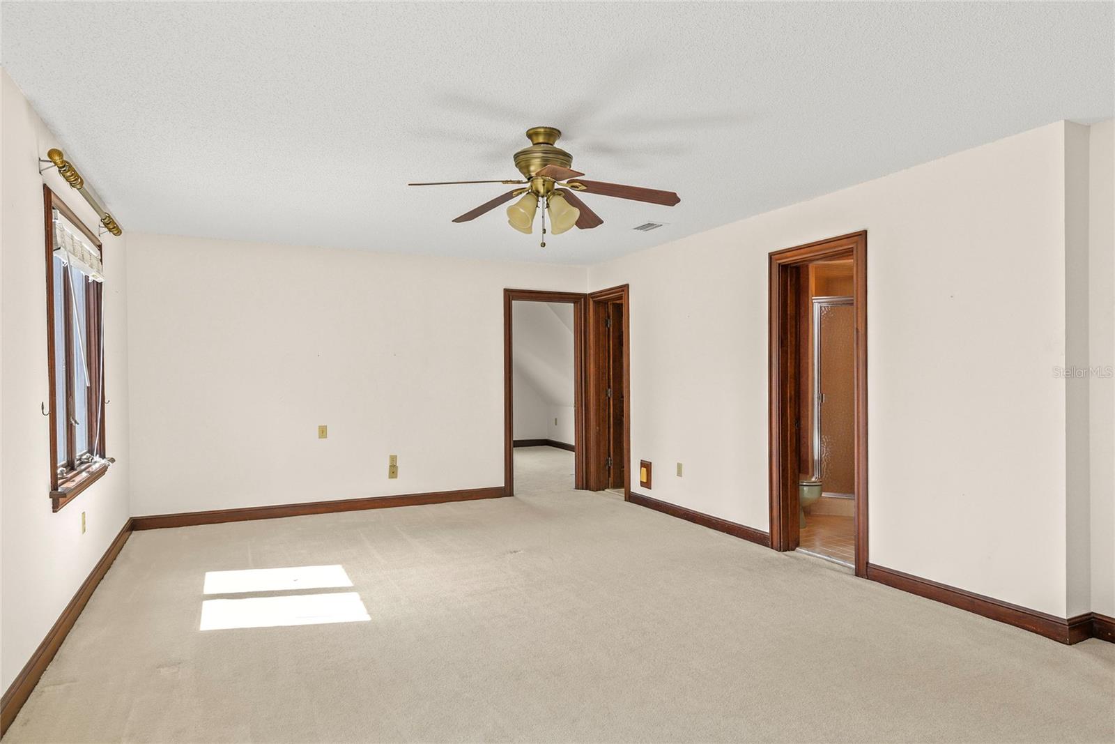 Image 40 of 62 For 1742 Barcelona Way