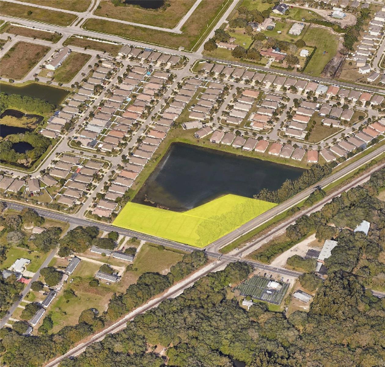 Image 3 of 8 For 962 Shell Pointe Road
