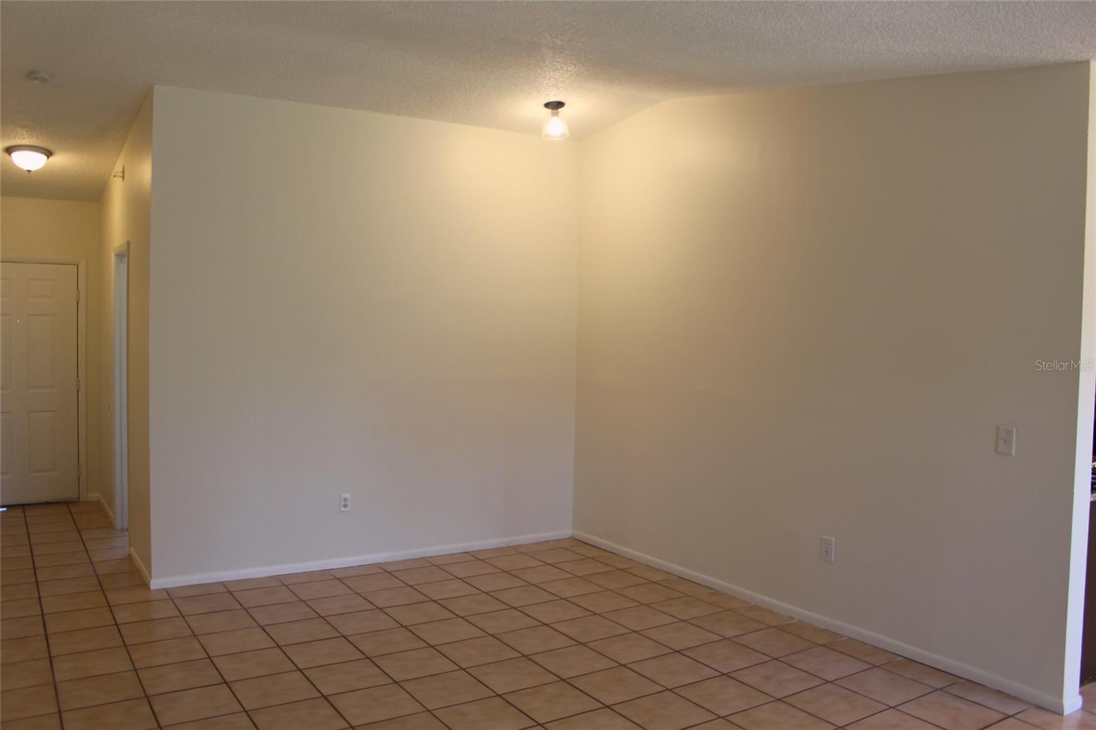 Image 8 of 23 For 3124 Dreyfushire Boulevard