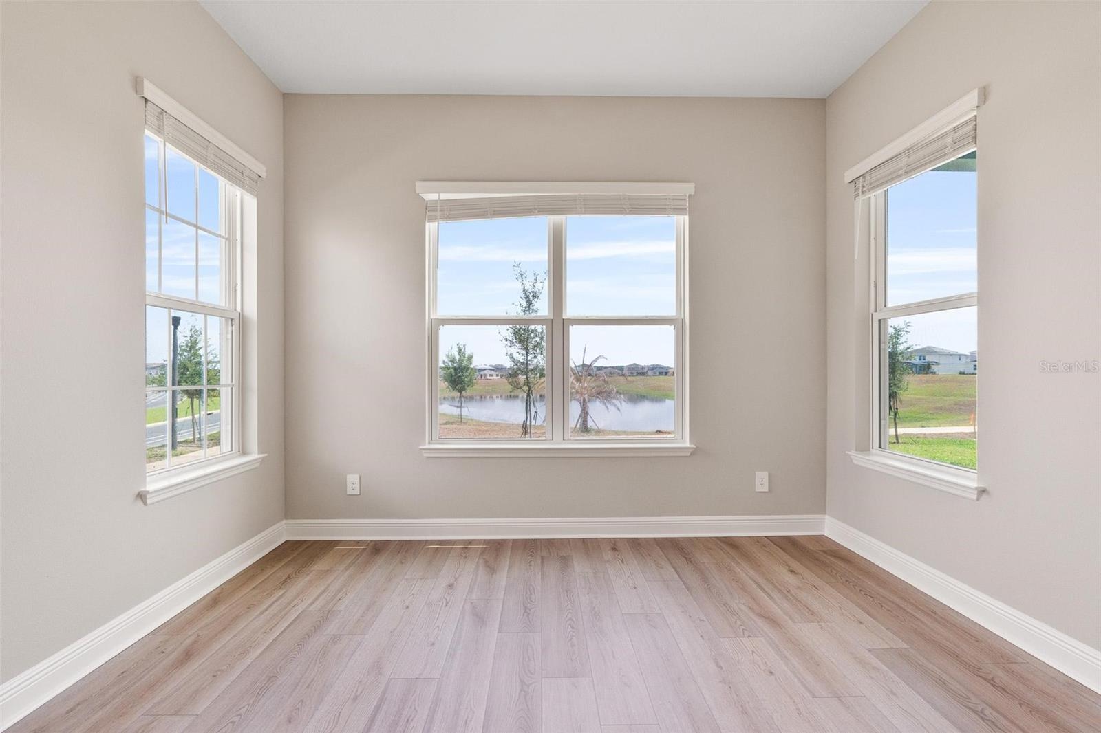 Image 41 of 69 For 5229 Citrus Leaf Boulevard