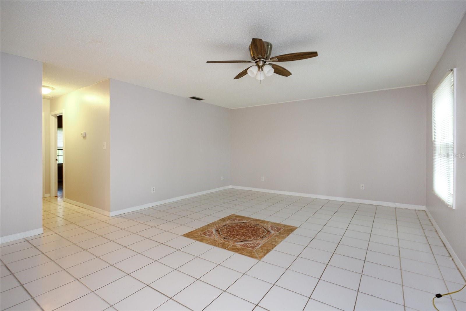 Image 3 of 16 For 614 Georgetown Drive C