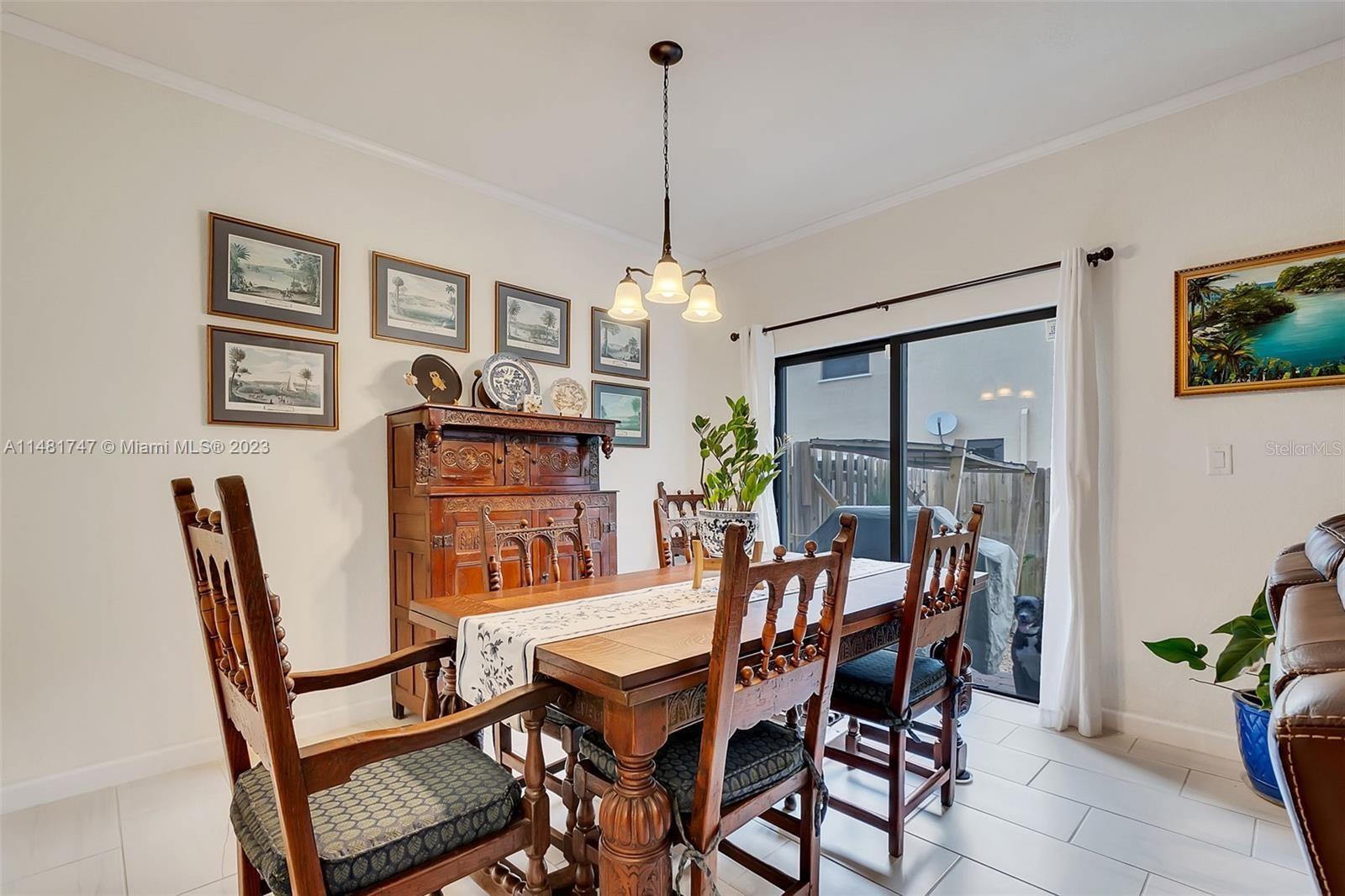 Image 4 of 18 For 15073 119th Lane