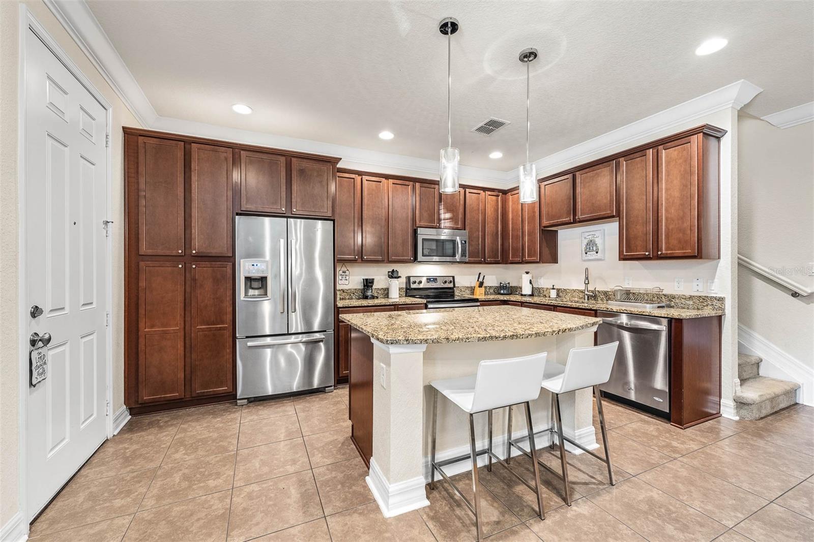 Image 5 of 47 For 9987 Eagle Creek Center Boulevard