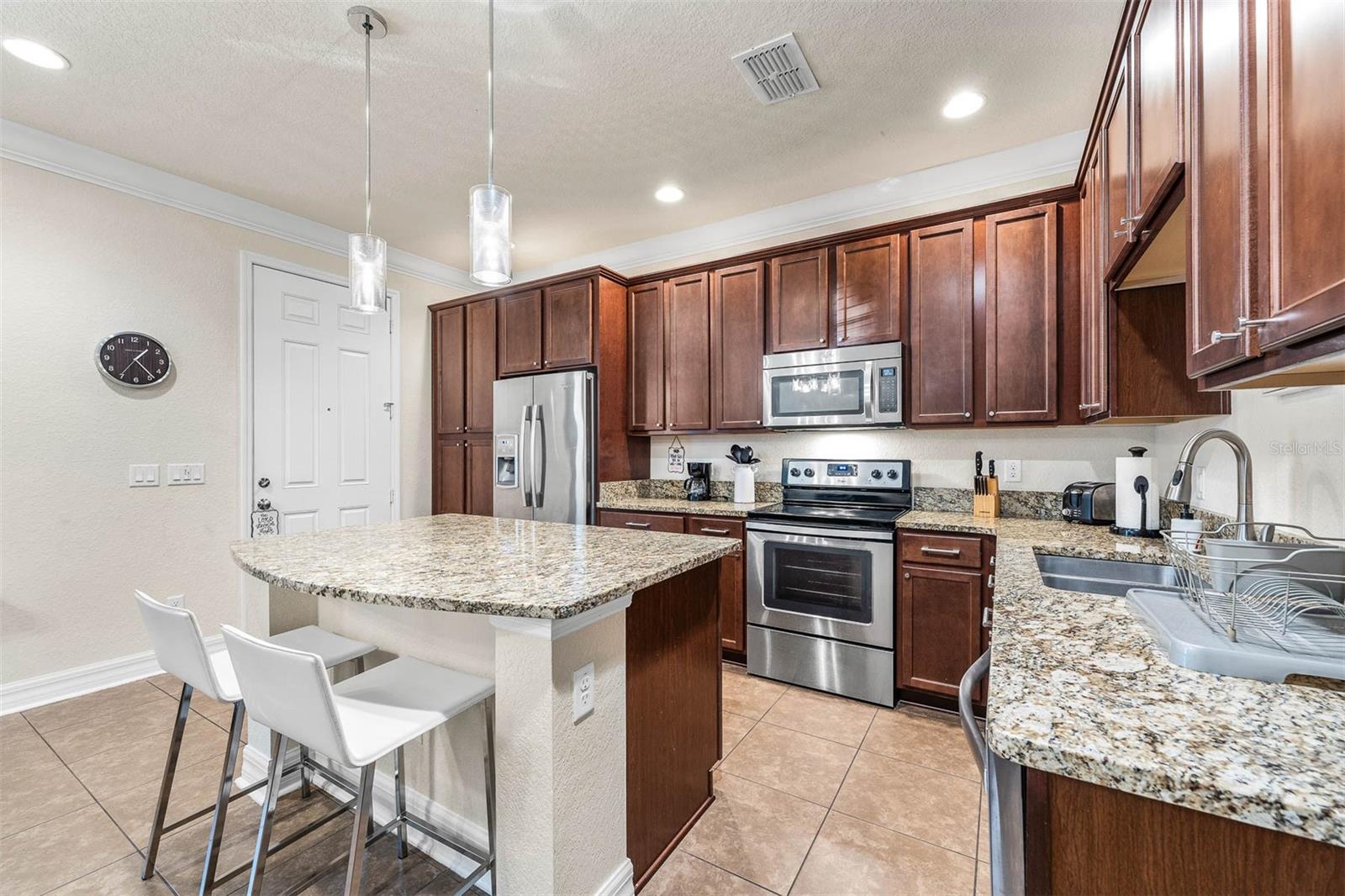 Image 6 of 47 For 9987 Eagle Creek Center Boulevard