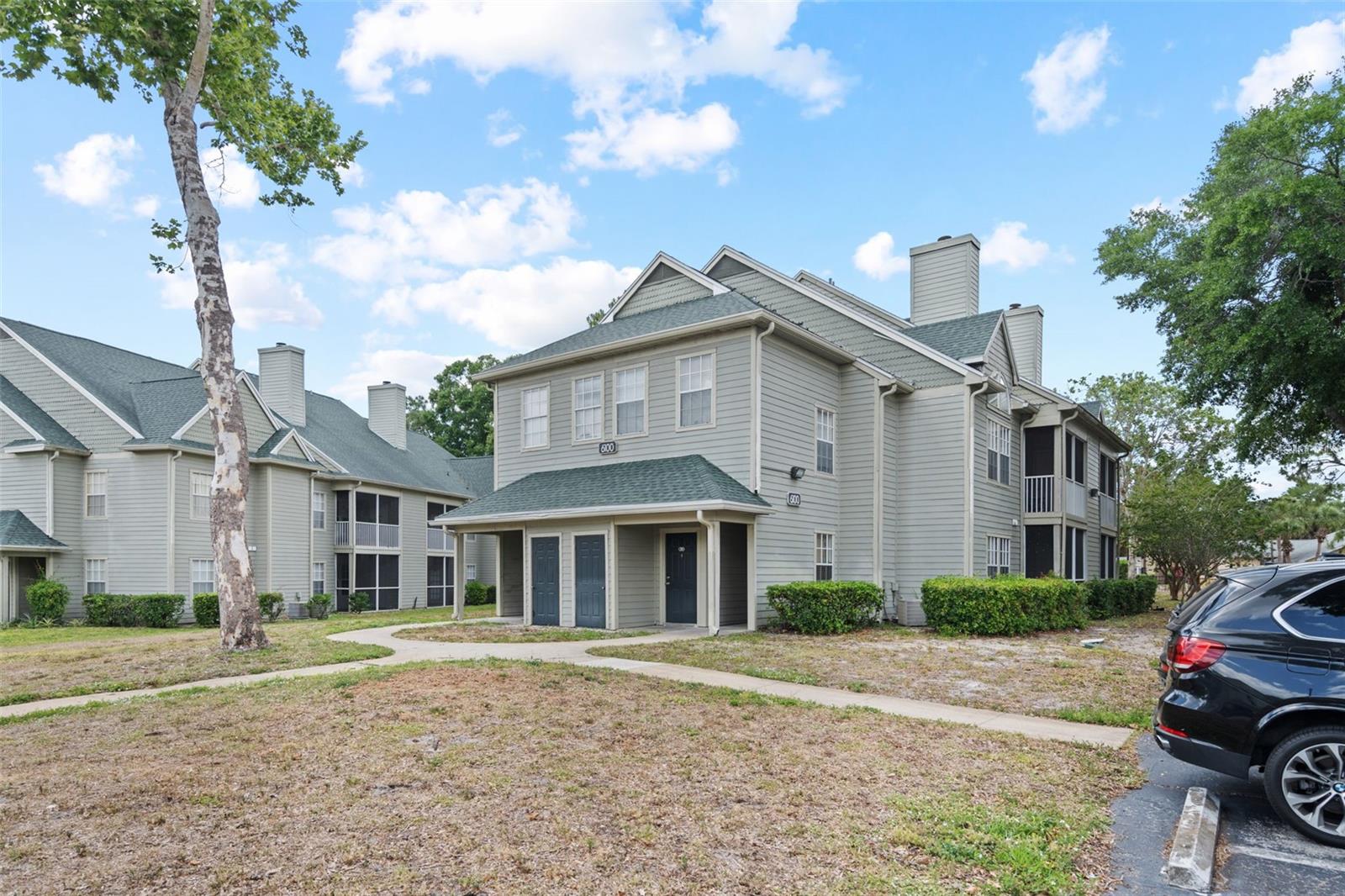 Image 21 of 27 For 6100 Westgate Drive 101