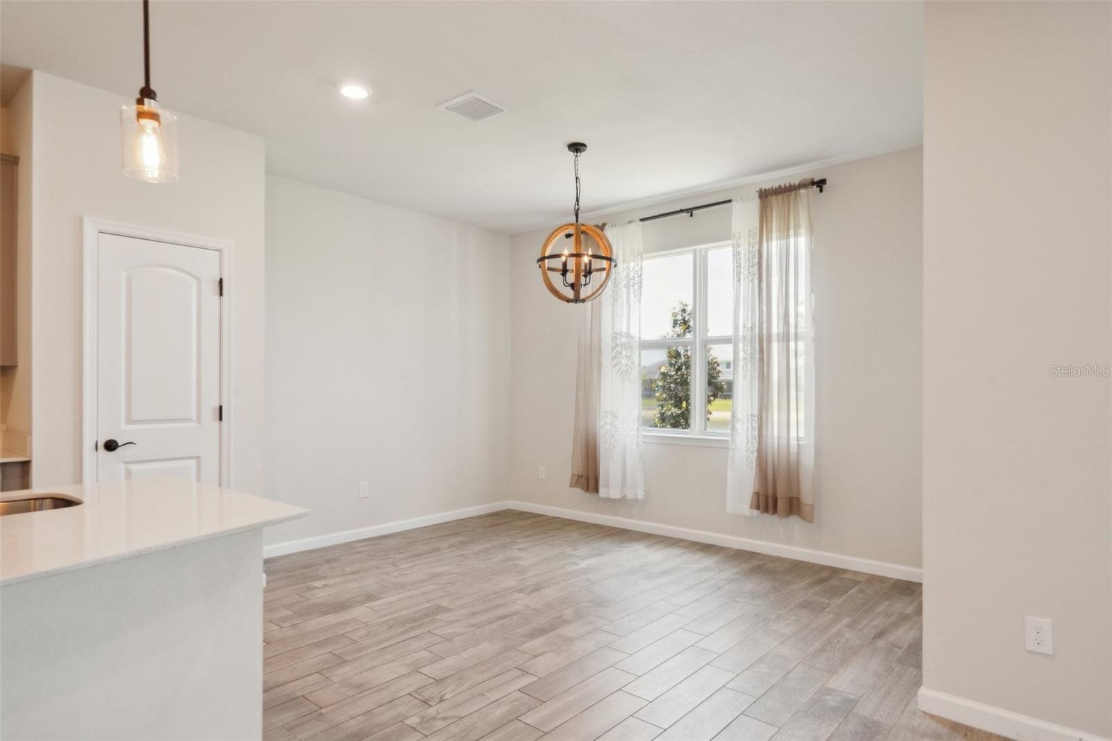 Image 12 of 34 For 10484 Captiva Drive