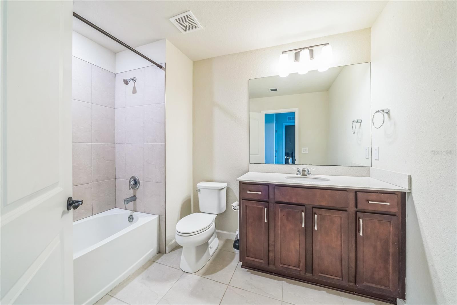 Image 21 of 34 For 10484 Captiva Drive