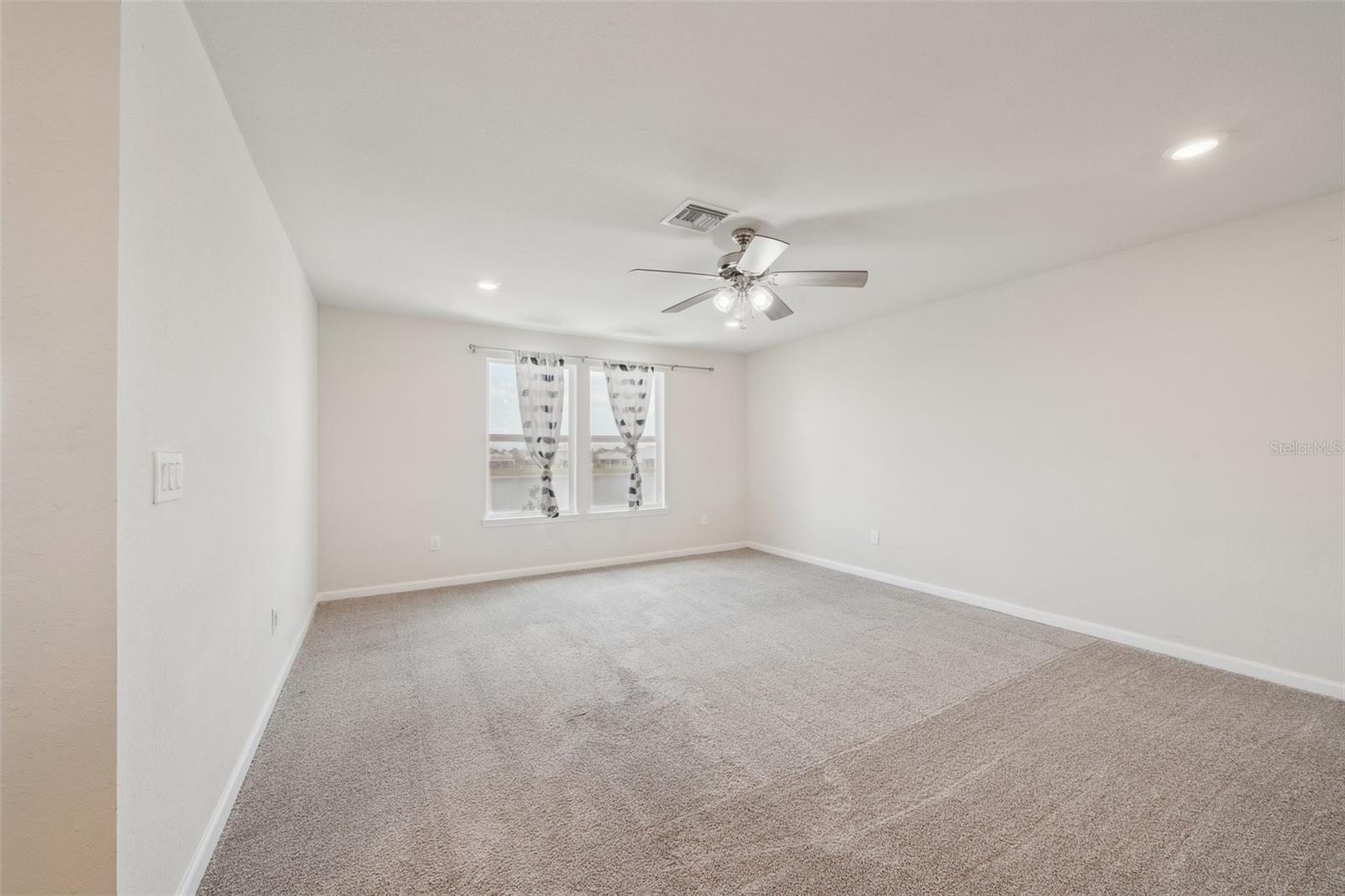 Image 22 of 34 For 10484 Captiva Drive