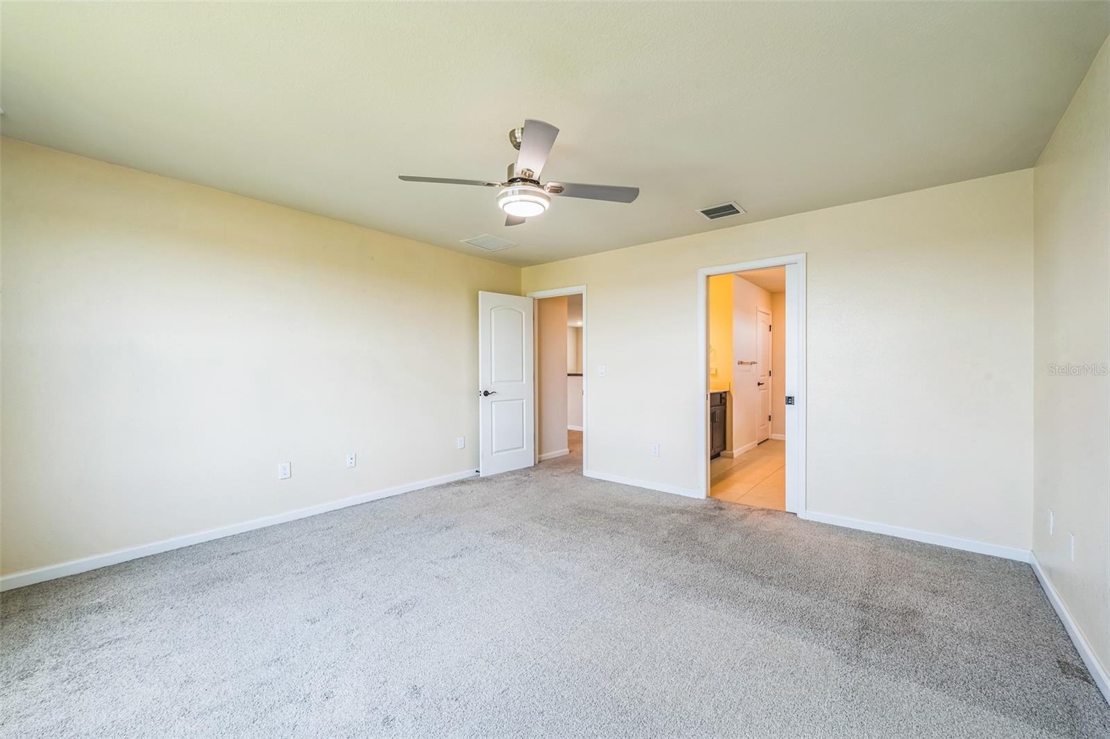 Image 27 of 34 For 10484 Captiva Drive