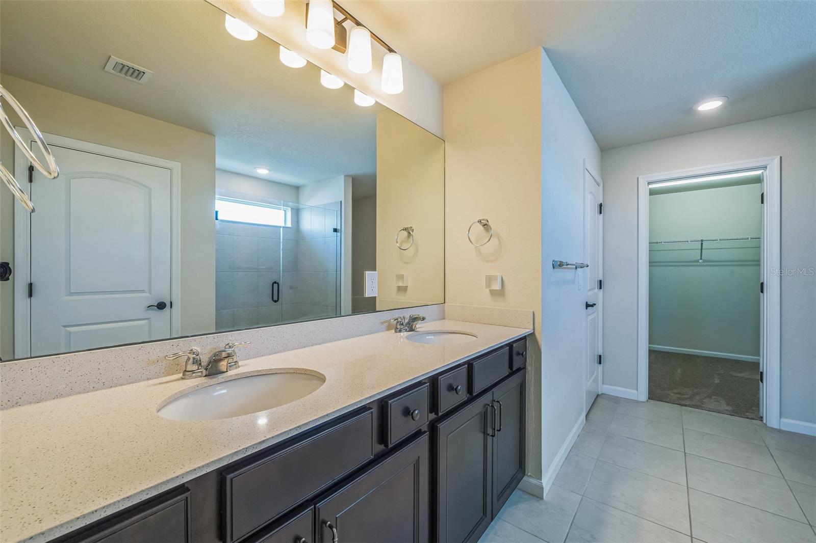 Image 28 of 34 For 10484 Captiva Drive