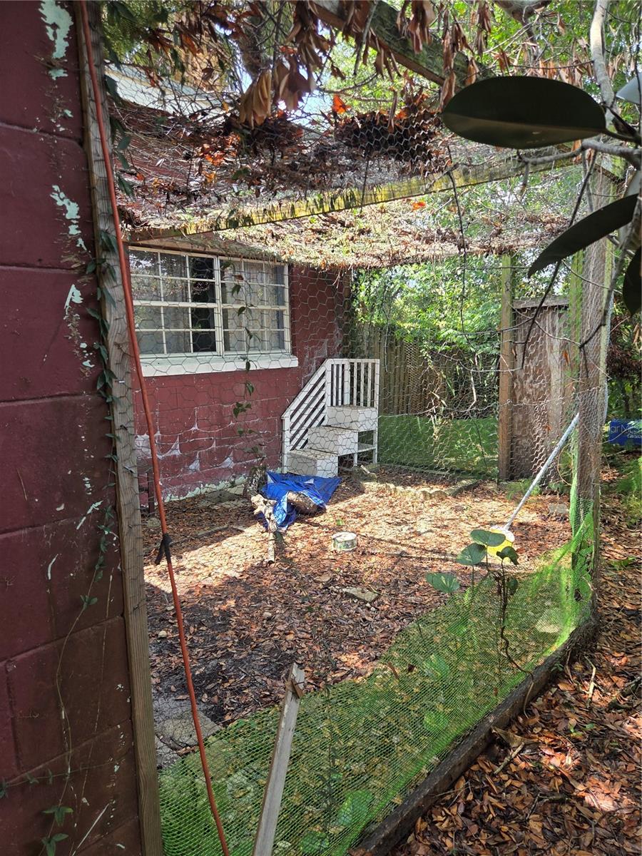 Image 16 of 16 For 2638 Laurel Avenue