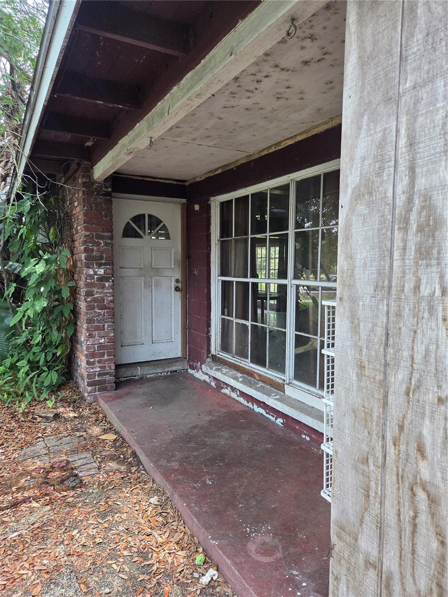Image 2 of 16 For 2638 Laurel Avenue