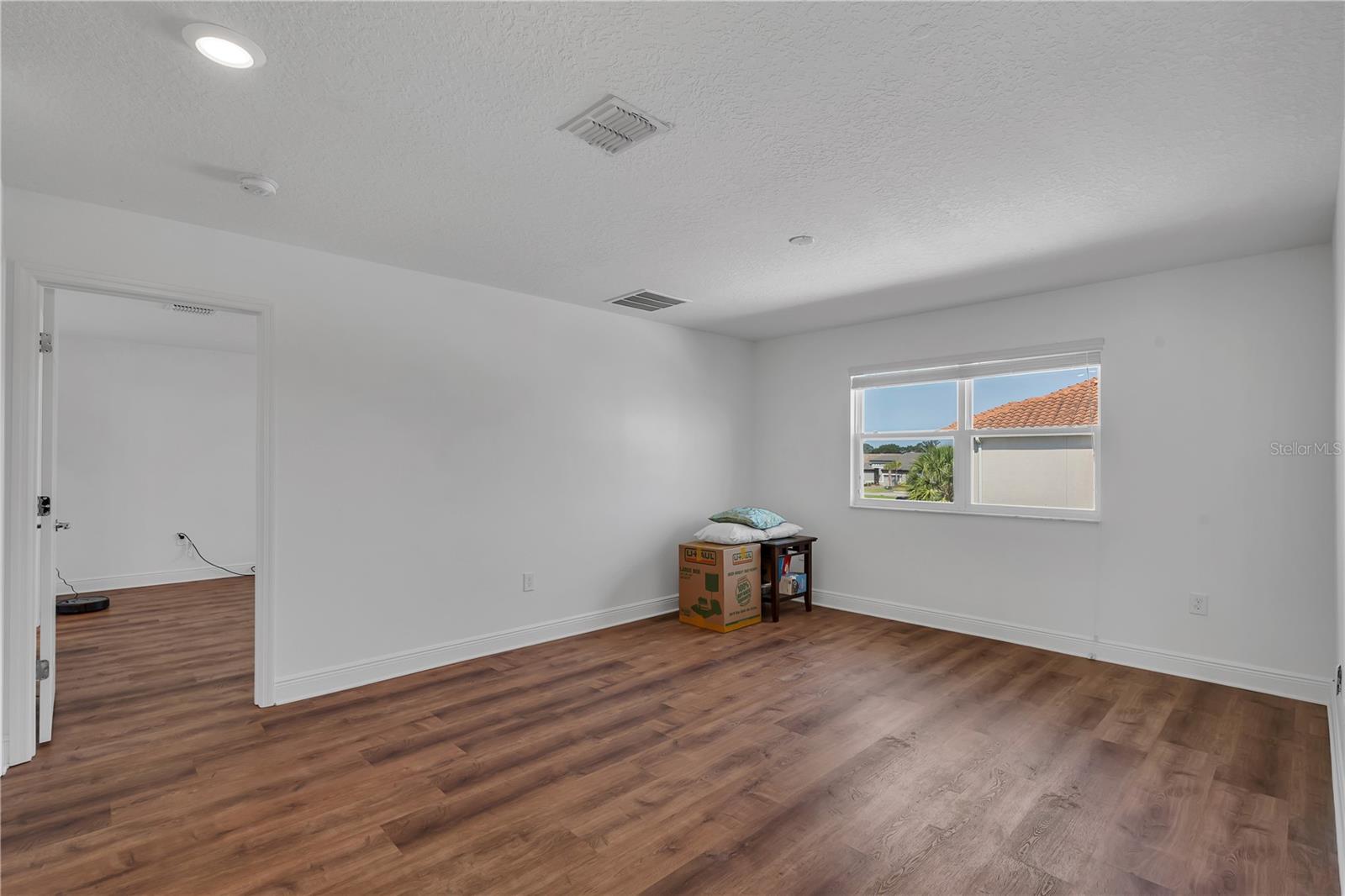 Image 11 of 86 For 3966 Steer Beach Place
